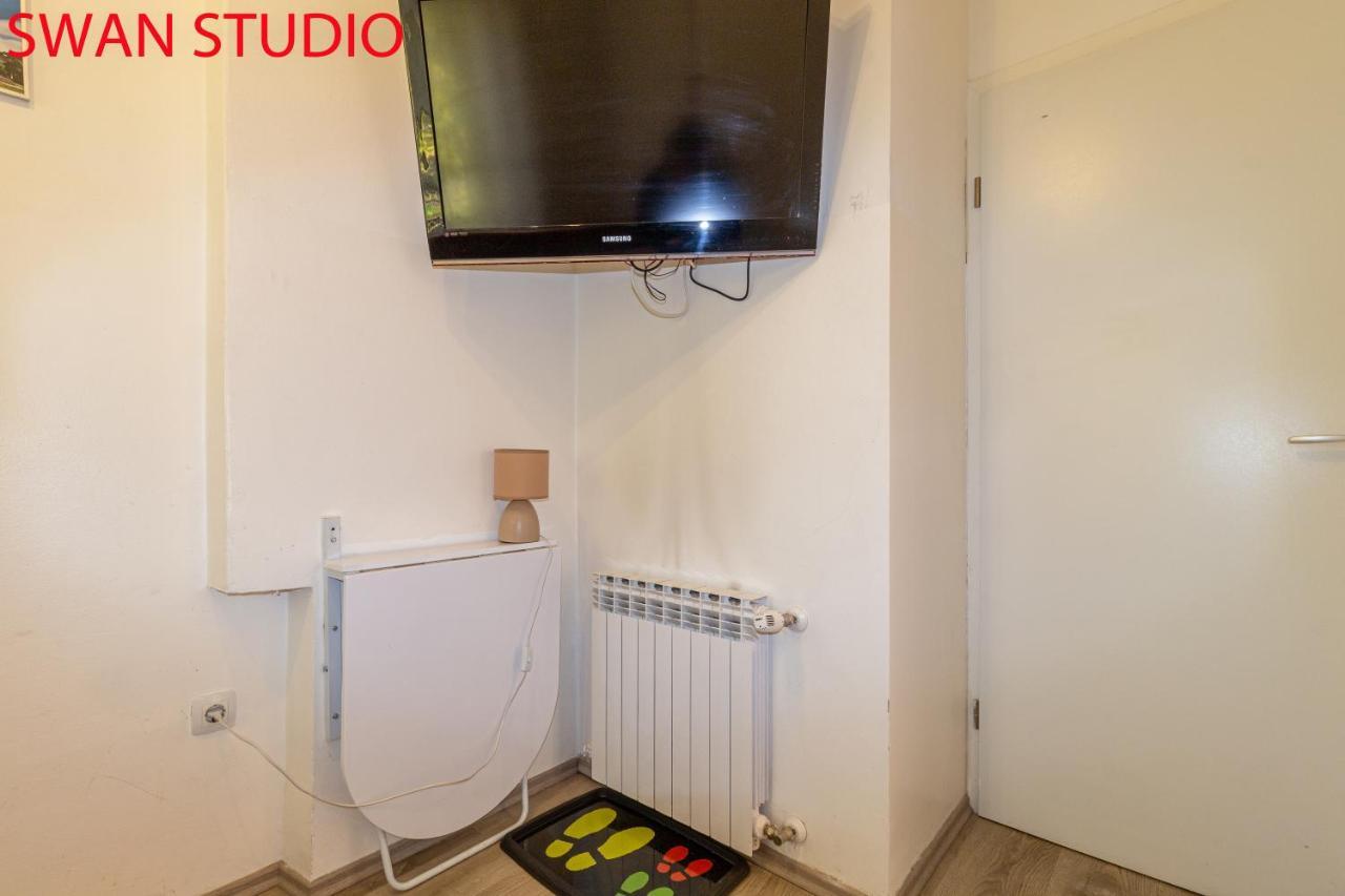 Swan Apartment Zagabria Esterno foto